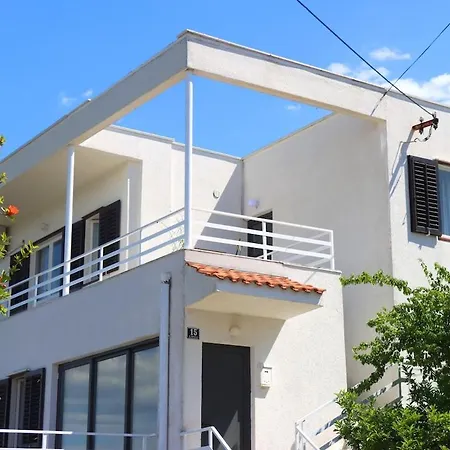 Apartment Neve In Slatine Lejlighed